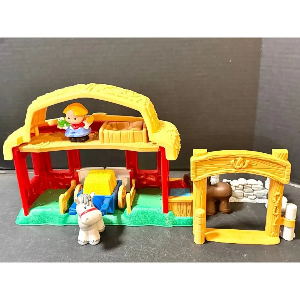 Fisher Price Little People 2003 Animal Stable Barn Farm Horses set 9 sounds